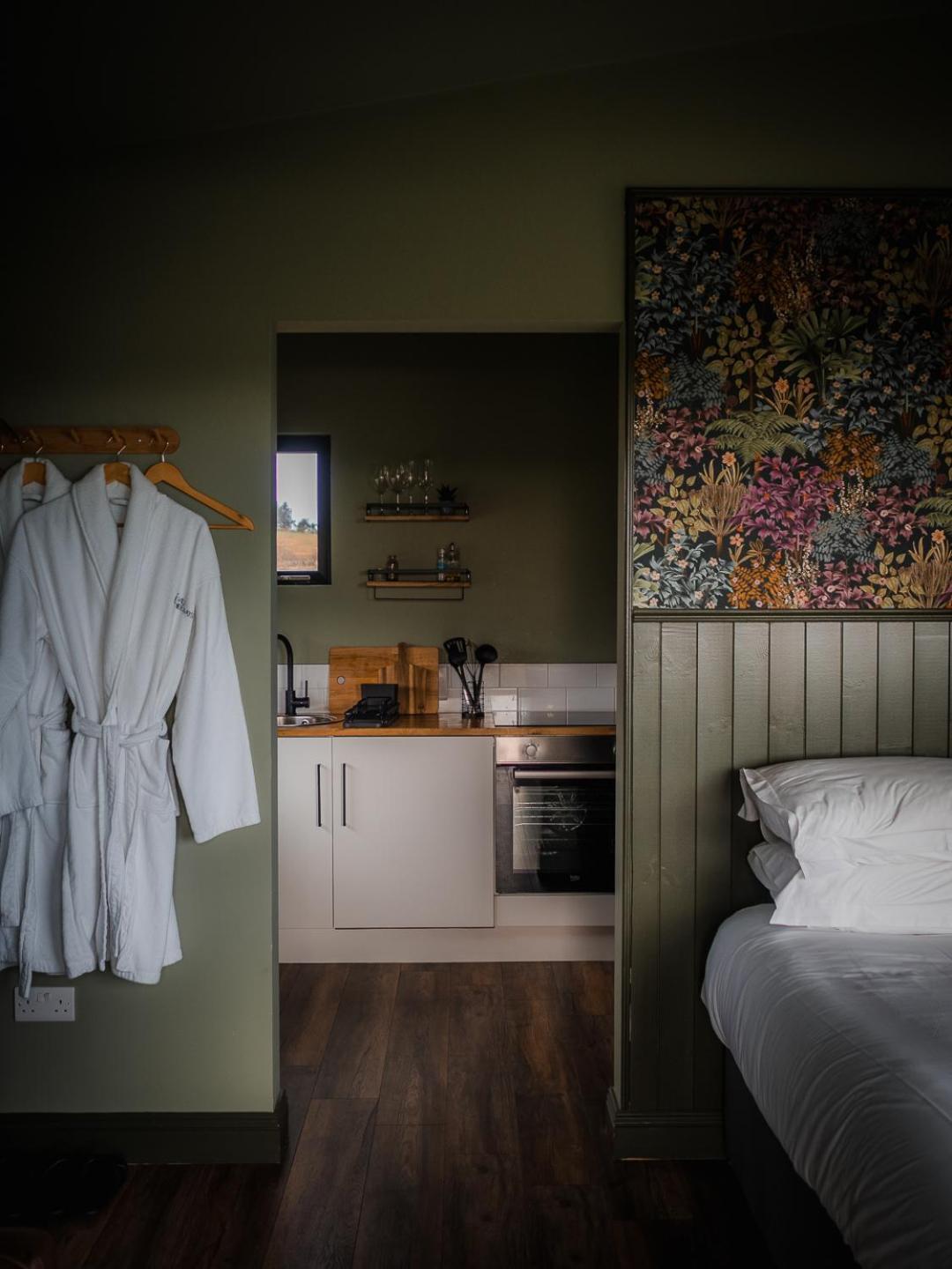 Wild Hideaways Luxury Lodges And Eco Spa Bantry Eksteriør bilde